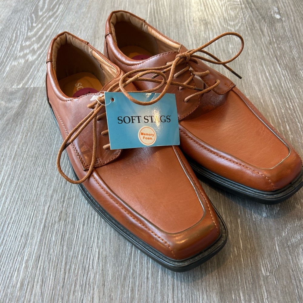 NWT Soft Stags mens dress shoes size 10.5